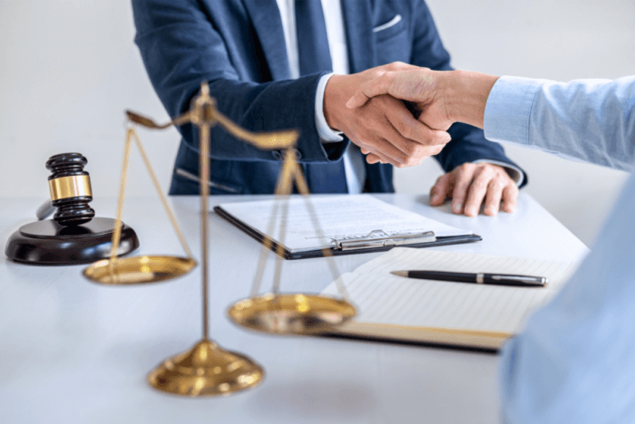 When To Hire a Personal Injury Lawyer